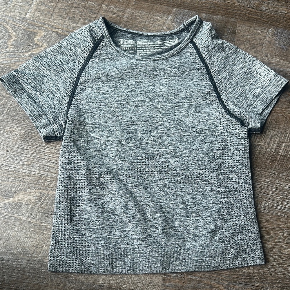 Victoria's Secret Gray Ribbed Fitted Crop Top